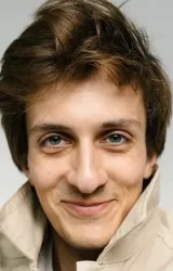 Артем Шаромов